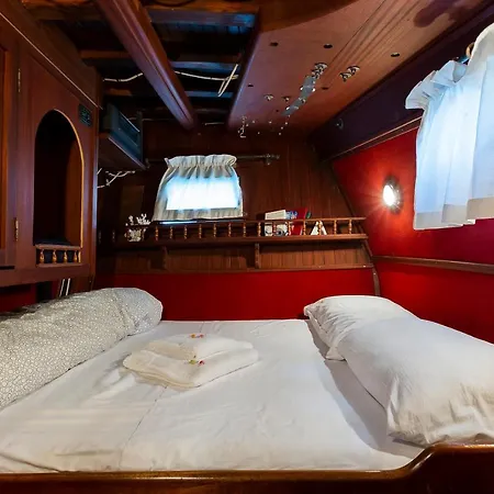 Akos Bådhotel Venedig
